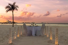 Beachscape Kin ha Villas & Suites