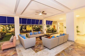 Beachscape Kin ha Villas & Suites