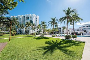 Beachscape Kin ha Villas & Suites