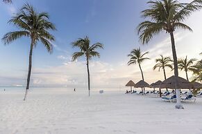 Beachscape Kin ha Villas & Suites