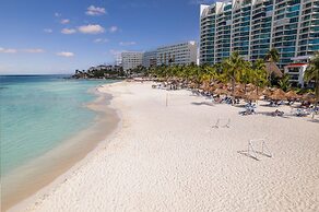 Beachscape Kin ha Villas & Suites
