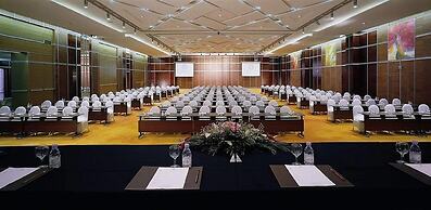 Beijing Landmark Hotel