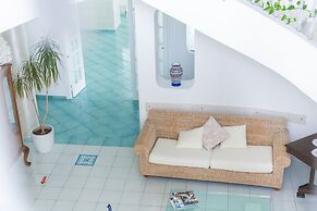 Hotel America
