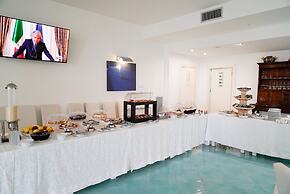 Hotel America