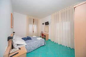 Hotel America
