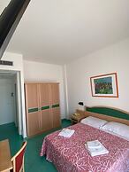 Hotel America