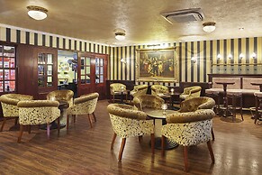 Rushotel