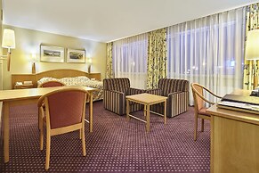 Rushotel