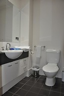 RNR Serviced Apartments Adelaide