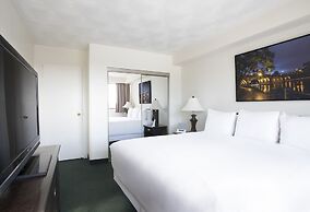 The Business Inn