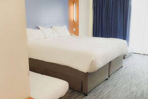 Ramada by Wyndham London North M1