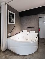 BTH Hotel - Boutique Concept