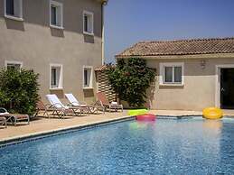 ibis Orange Sud