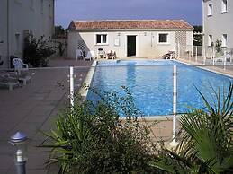 ibis Orange Sud