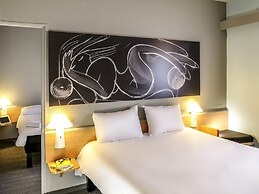 ibis Orange Sud