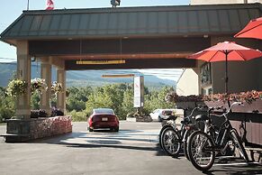 Fernie Fox Hotel