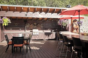 Fernie Fox Hotel