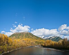 Fernie Fox Hotel