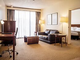 Crown Hotel