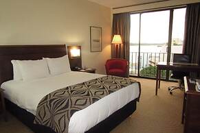 Crown Hotel