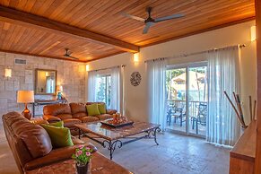 Velero Beach Resort