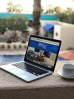 Los Patios Hotel
