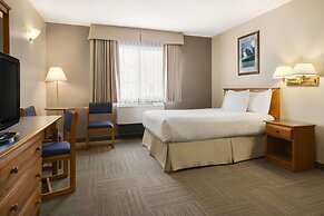 Days Inn by Wyndham Hinton
