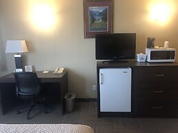 Days Inn by Wyndham Hinton