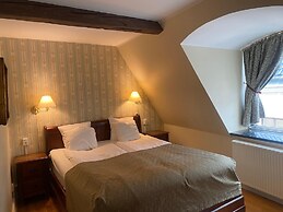 Mayfair Hotel Tunneln