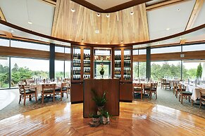 Kingbridge Conference Centre & Hotel