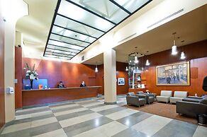 Le Square Phillips Hotel And Suites