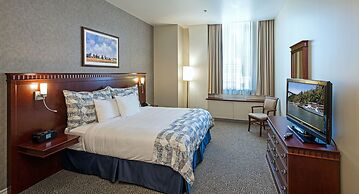 Le Square Phillips Hotel And Suites
