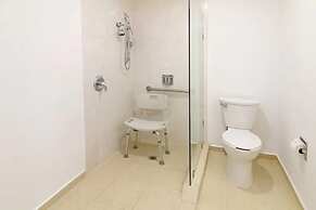 Wyndham Garden Monterrey Valle Real