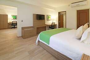 Wyndham Garden Monterrey Valle Real