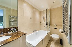 The Elvetham Hotel
