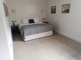 The Elvetham Hotel