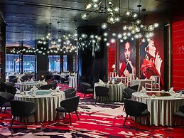 Pullman Kuala Lumpur City Centre Hotel & Residences