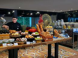 Pullman Kuala Lumpur City Centre Hotel & Residences