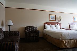 Luxury Inn And Suites
