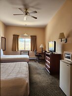 Luxury Inn And Suites
