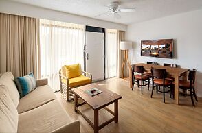 St Pete Shores Hotel
