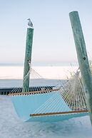 St Pete Shores Hotel