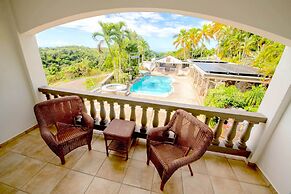 Lazy Parrot Inn