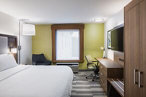 Holiday Inn Express & Suites Saskatoon Centre by IHG