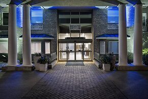 Holiday Inn Express & Suites Saskatoon Centre by IHG