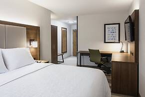 Holiday Inn Express & Suites Saskatoon Centre by IHG