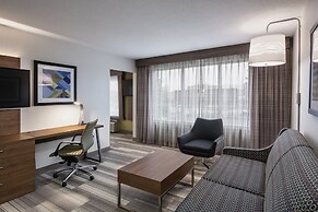 Holiday Inn Express & Suites Saskatoon Centre by IHG