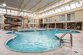 Clarion Hotel & Suites