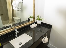 Oceanfront Suites at Cowichan Bay