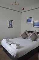 Punch Bowl Inn